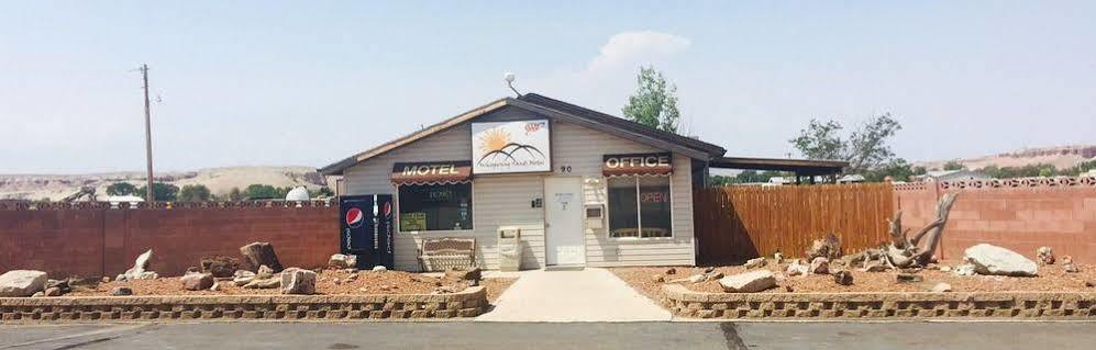 Whispering Sands Motel Hanksville Extérieur photo